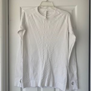 Lululemon athletic top